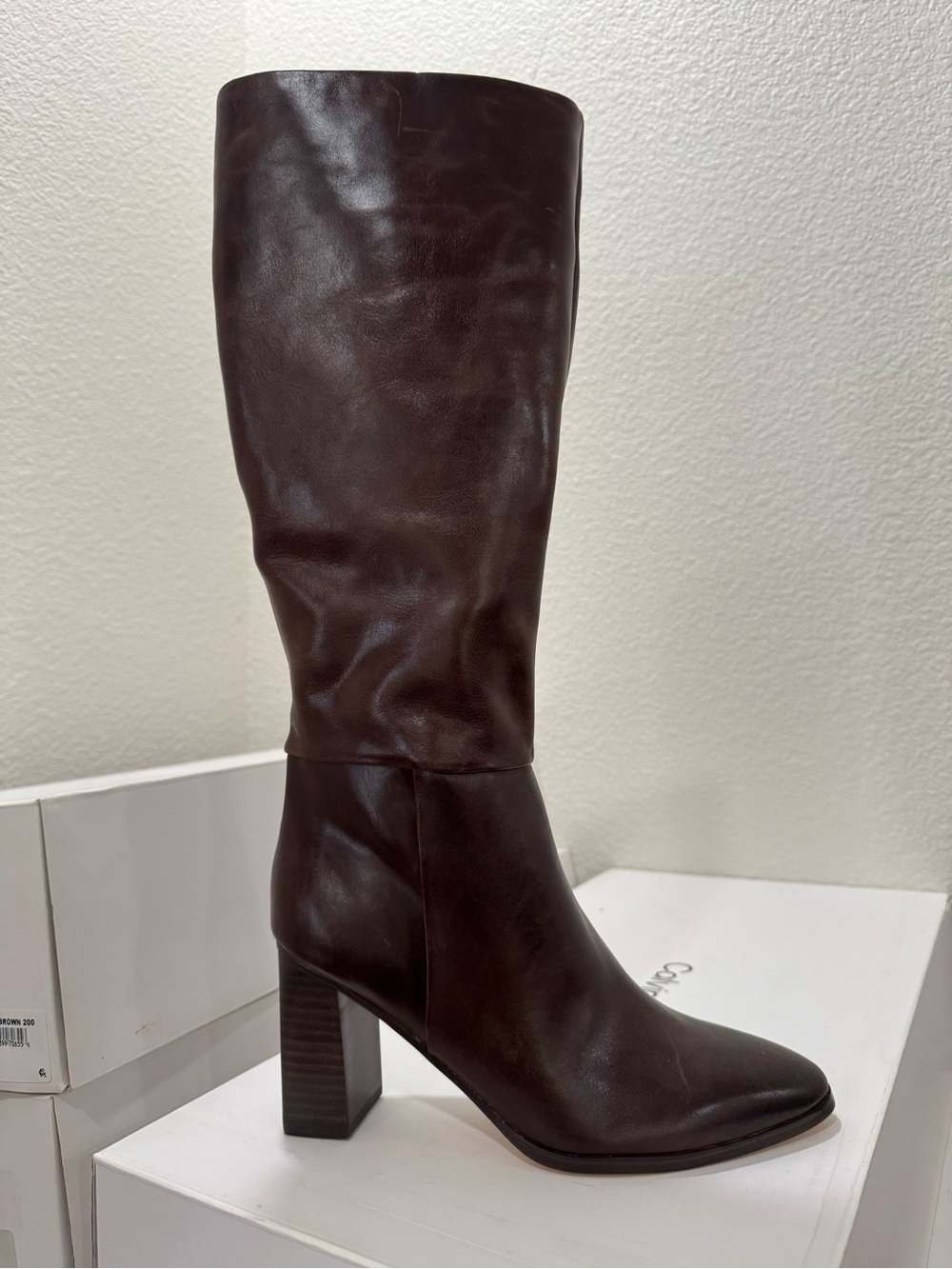 NWT Womens Calvin Klein Dawna Dark Brown Leather Knee-High Block Heel Boots